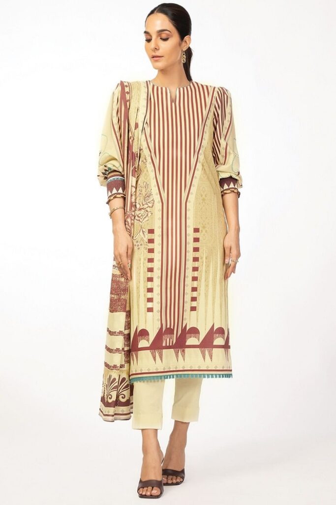 Alkaram Studio Winter Sale with Upto 50% off