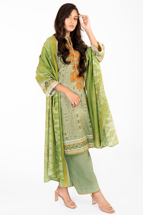 Alkaram Studio Winter Sale with Upto 50% off