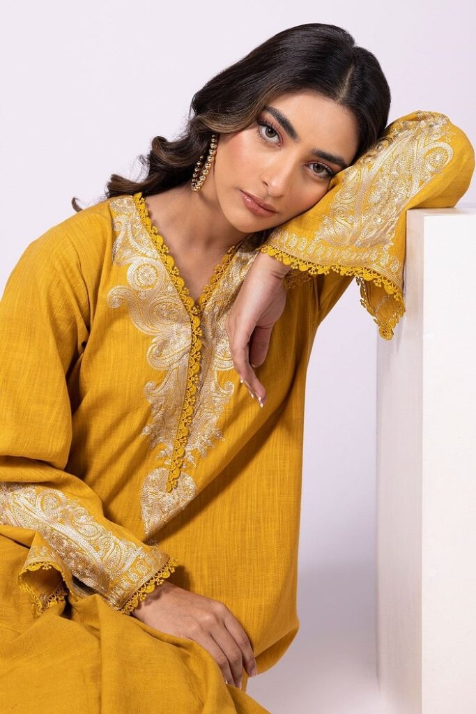 Khaadi Winter Sale Upto 70% off at Yellow dresses