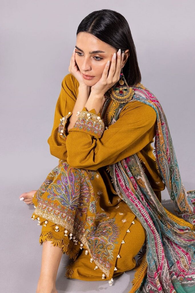 Khaadi Winter Sale Upto 70% off at Yellow dresses