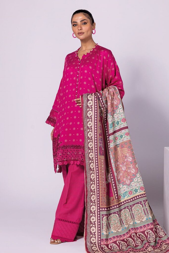 Khaadi Winter Sale Upto 70% off at Pink  dresses