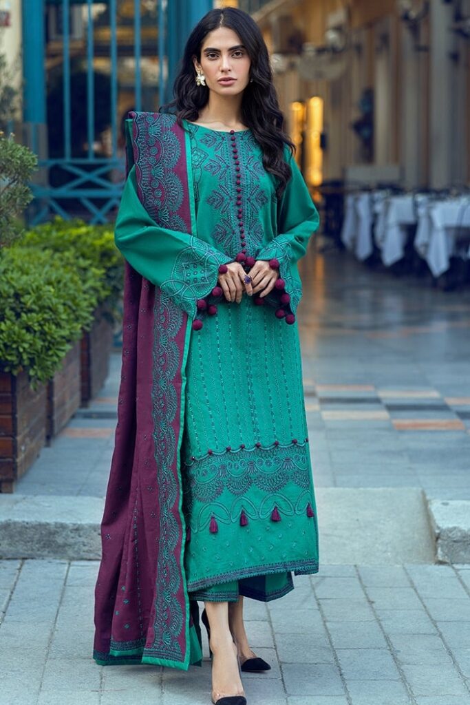 Mushq Winter Sale on Khaddar and Linen unstitched